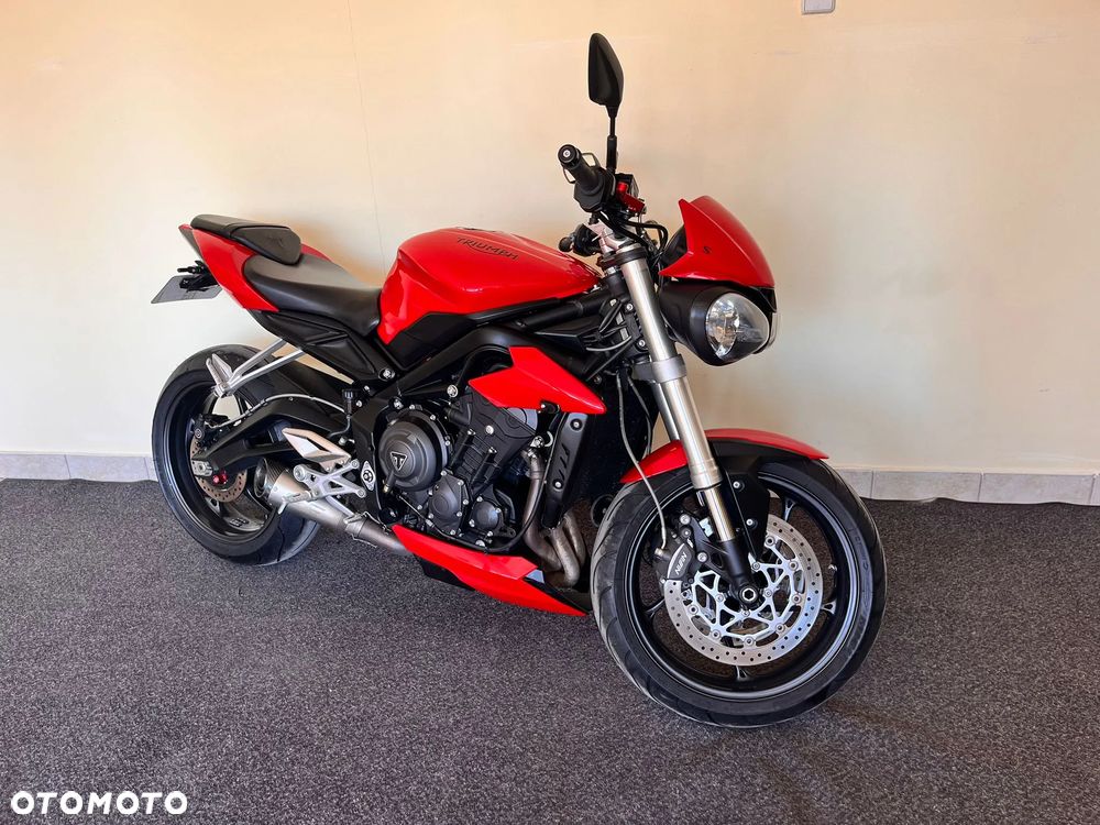 Triumph Street Triple - 1