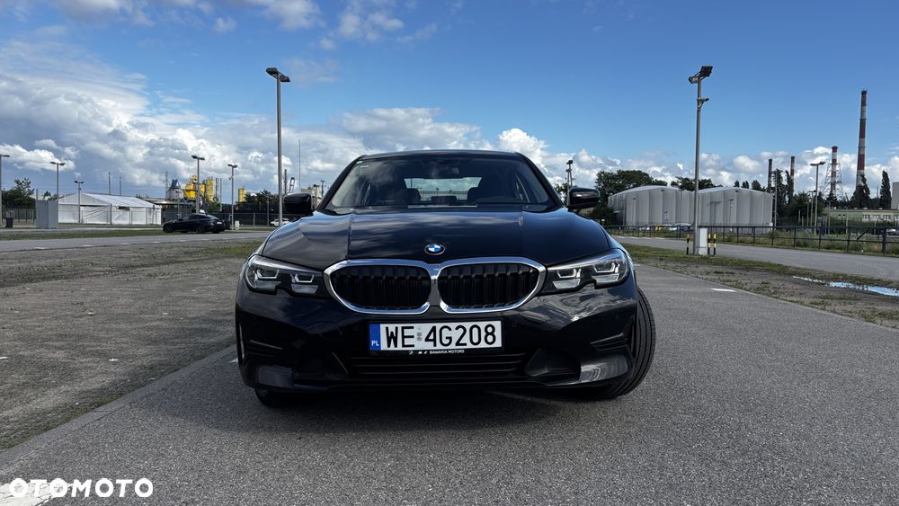 BMW Seria 3 318i Advantage - 12