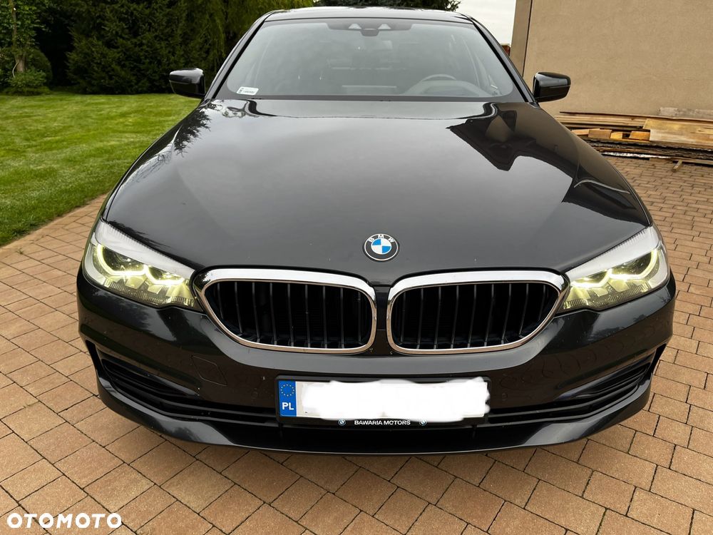 BMW Seria 5 530d xDrive Sport Line sport - 3