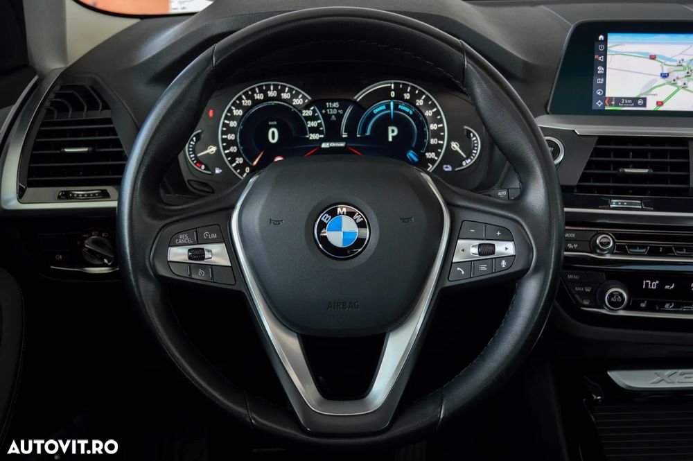 BMW X3 xDrive30e Aut. Luxury Line - 36