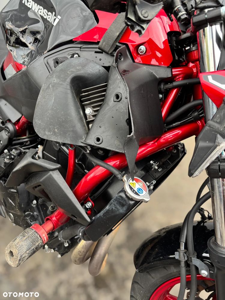 Kawasaki Z 650 - 17