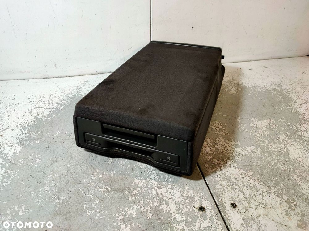 podłokietnik tylnej kanapy czarny welur mc donald audi a4 b6 b7 - 1