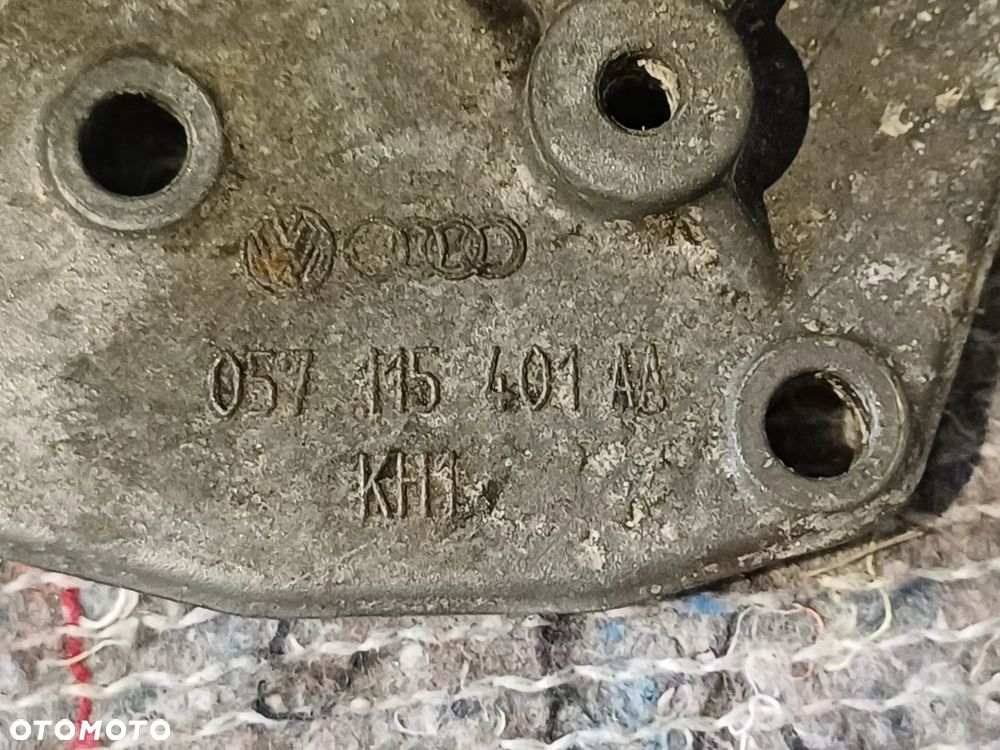 NR 58 Podstawa obudowa filtra oleju Audi A8 D3 4,2TDI 057115401AA - 8