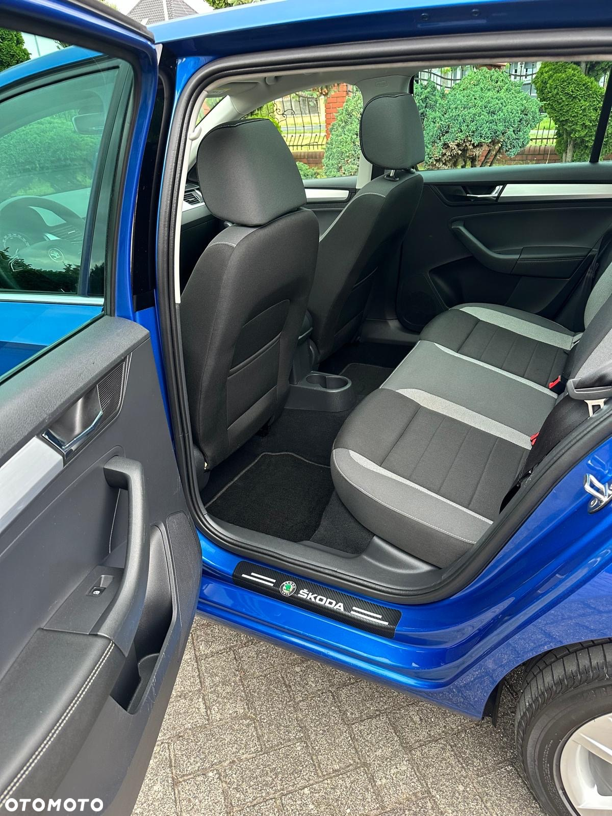 Skoda RAPID 1.0 TSI Ambition - 18