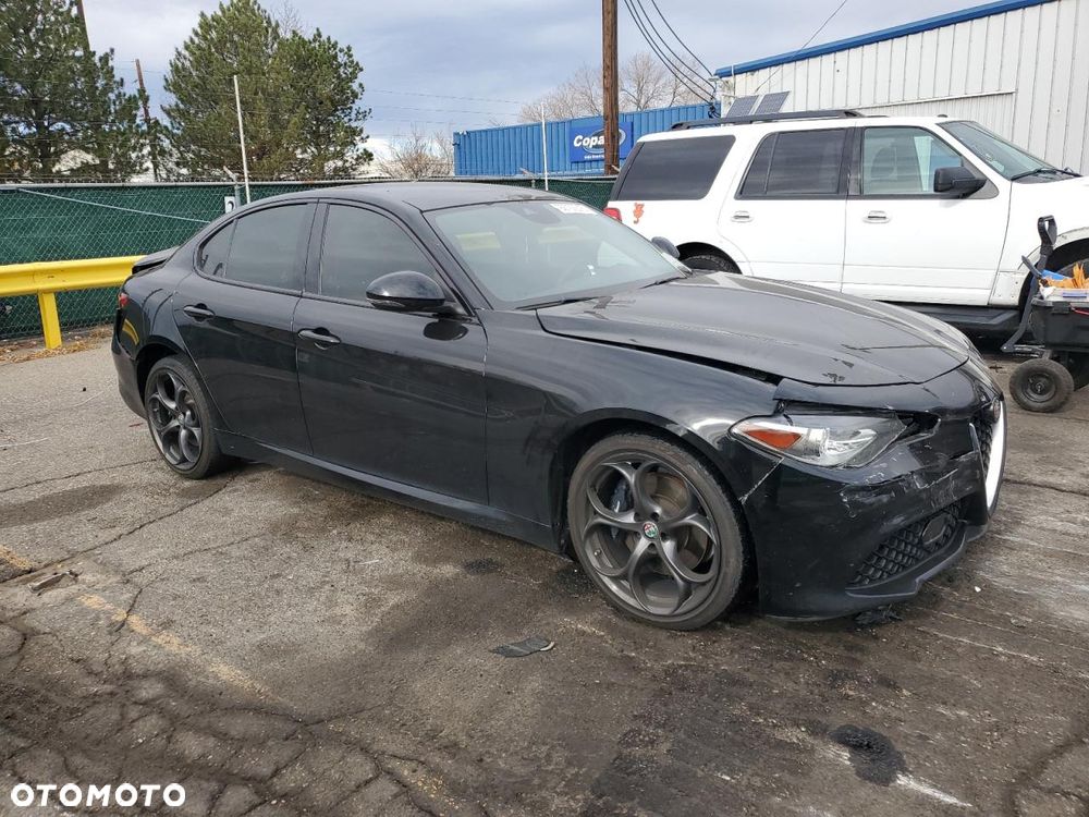 Alfa Romeo Giulia - 3
