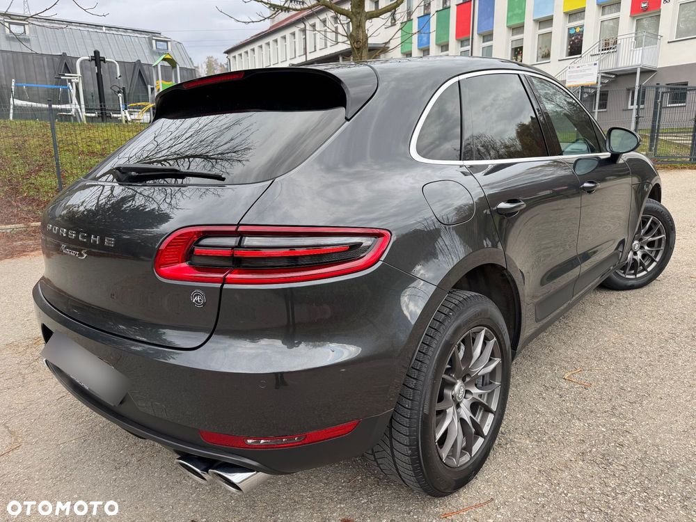 Porsche Macan - 2
