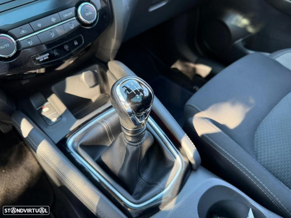 Nissan Qashqai 1.3 DIG-T MHEV Premiere Edition - 15