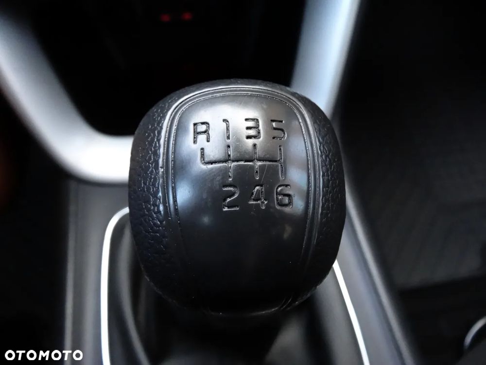 Kia Ceed 1.4 CVVT Attract - 31