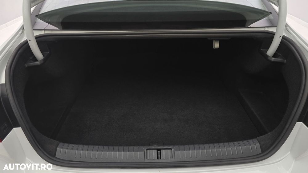 Volkswagen Passat 2.0 TDI DSG Comfortline - 25