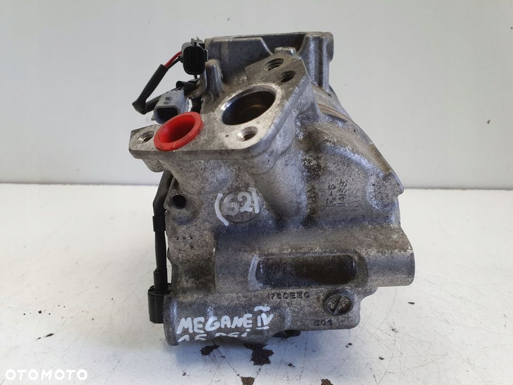 SPRĘŻARKA KLIMATYZACJI Renault Megane IV 1.5 dCi _ pompa 926002410R - 8
