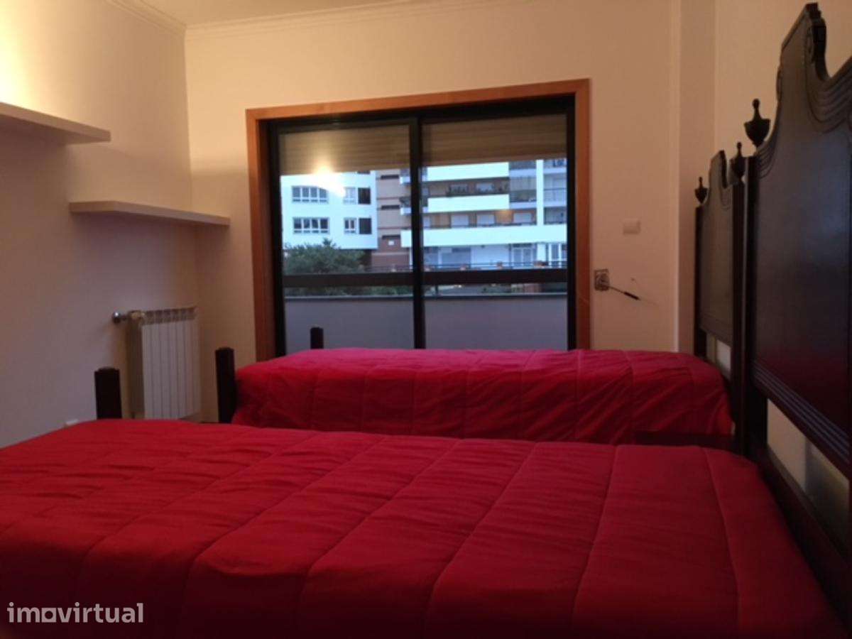 Apartamento com 3 quartos - localizado em Algés Lisbon - Grande imagem: 2/19
