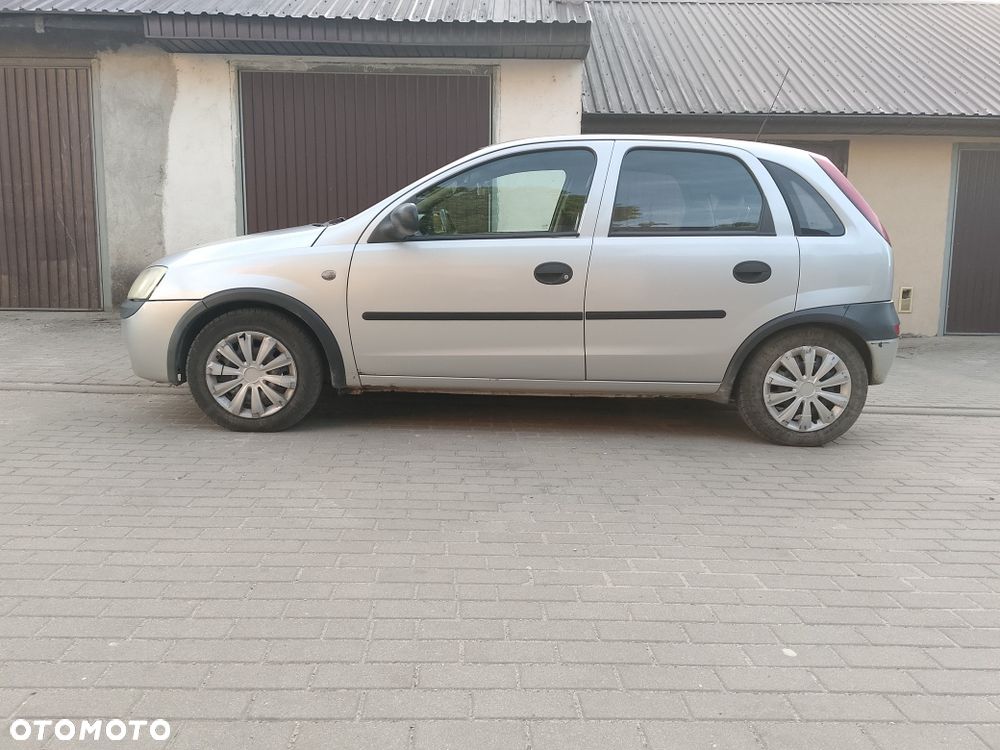 Opel Corsa - 1