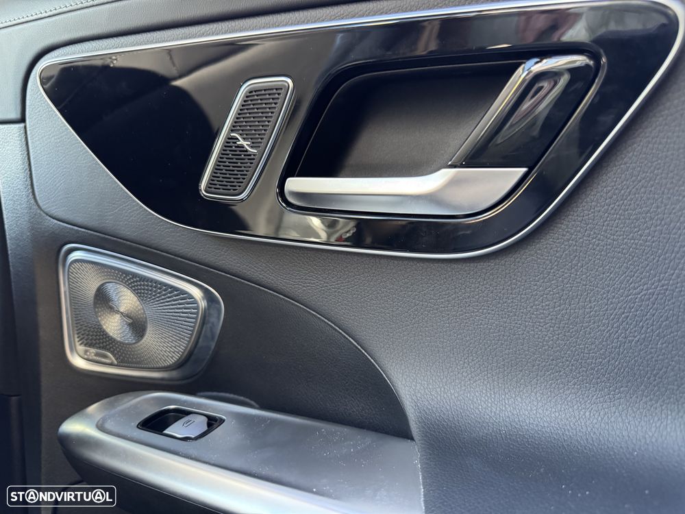 Mercedes-Benz C 300 - 21
