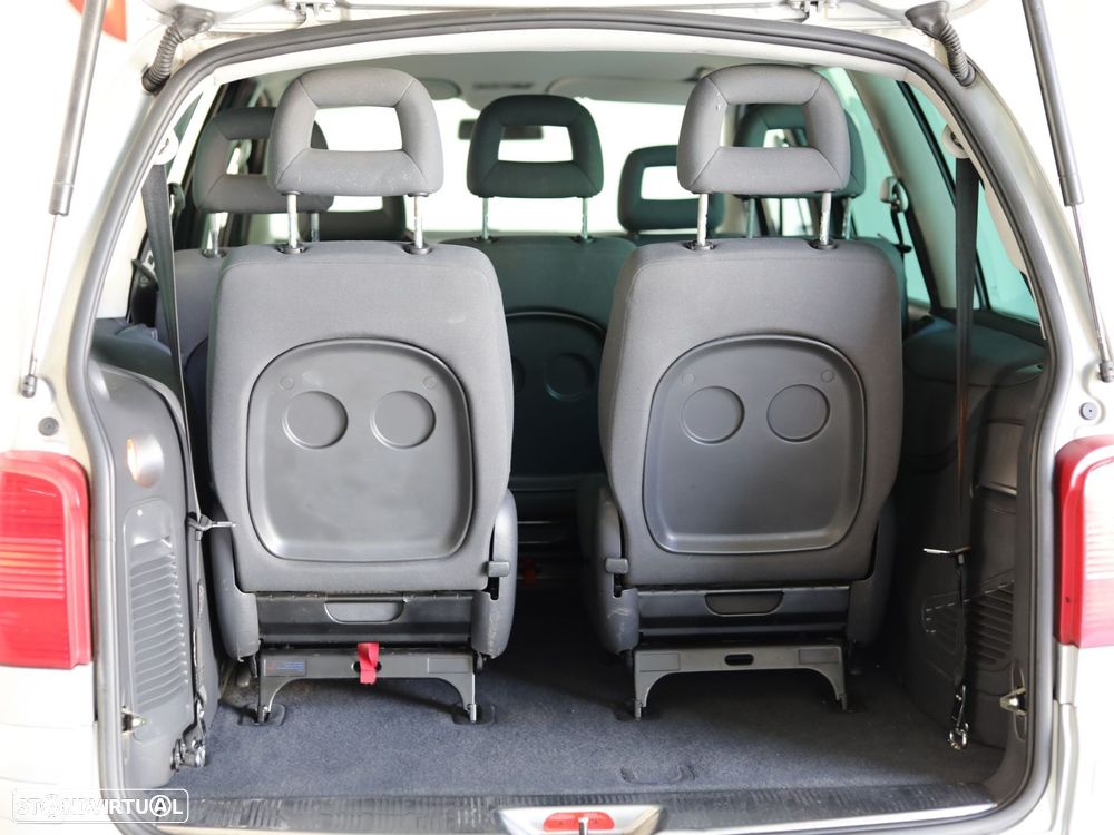 VW Sharan 1.9 TDi Confortline - 23