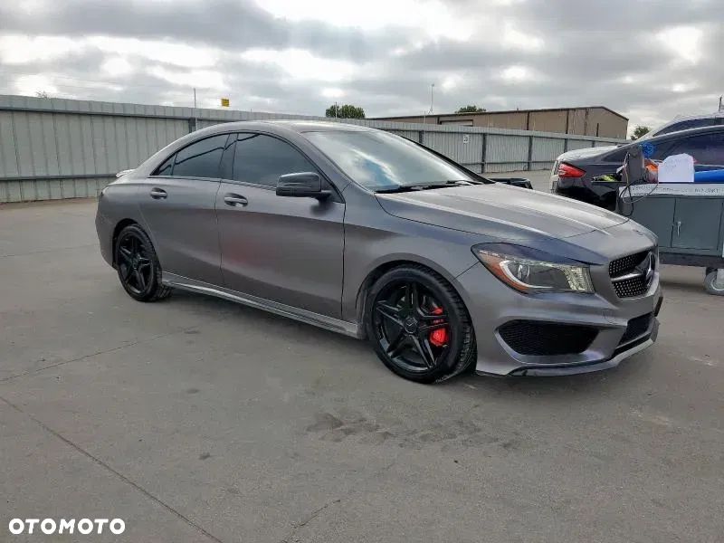 Mercedes-Benz CLA 250 4-Matic AMG Line - 1