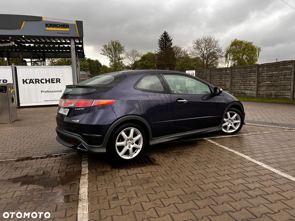 Honda Civic - 4