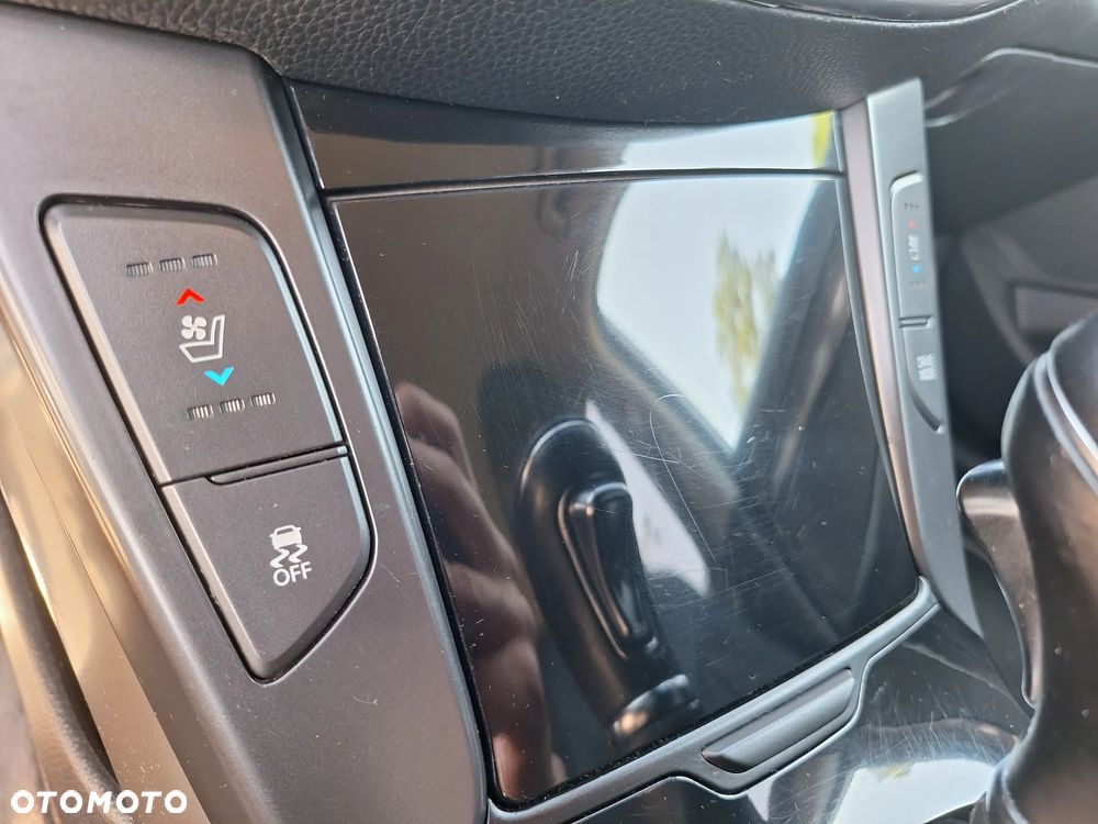 Hyundai i40 Kombi blue 1.7 CRDi DCT Premium - 15