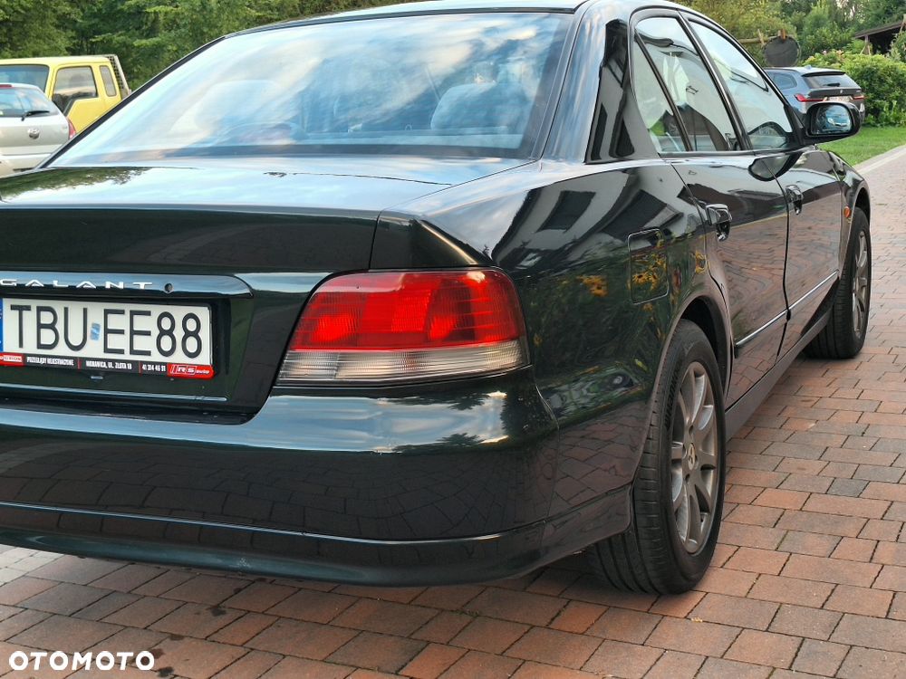 Mitsubishi Galant - 4