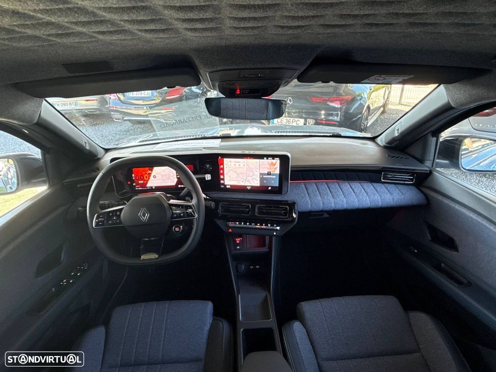 Renault 4 E-Tech 2025 photo 4