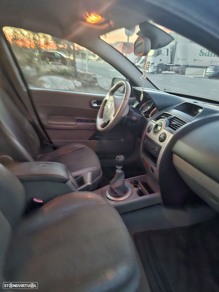 Renault Mégane Break 1.9 dCi L Privilége - 3