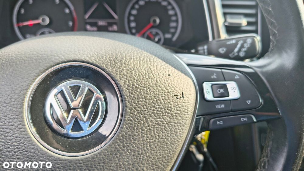 Volkswagen T-Roc - 14