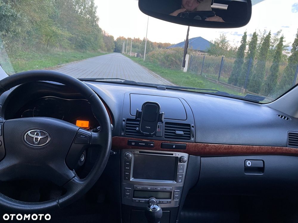Toyota Avensis 2.2 D-4D Prestige - 6