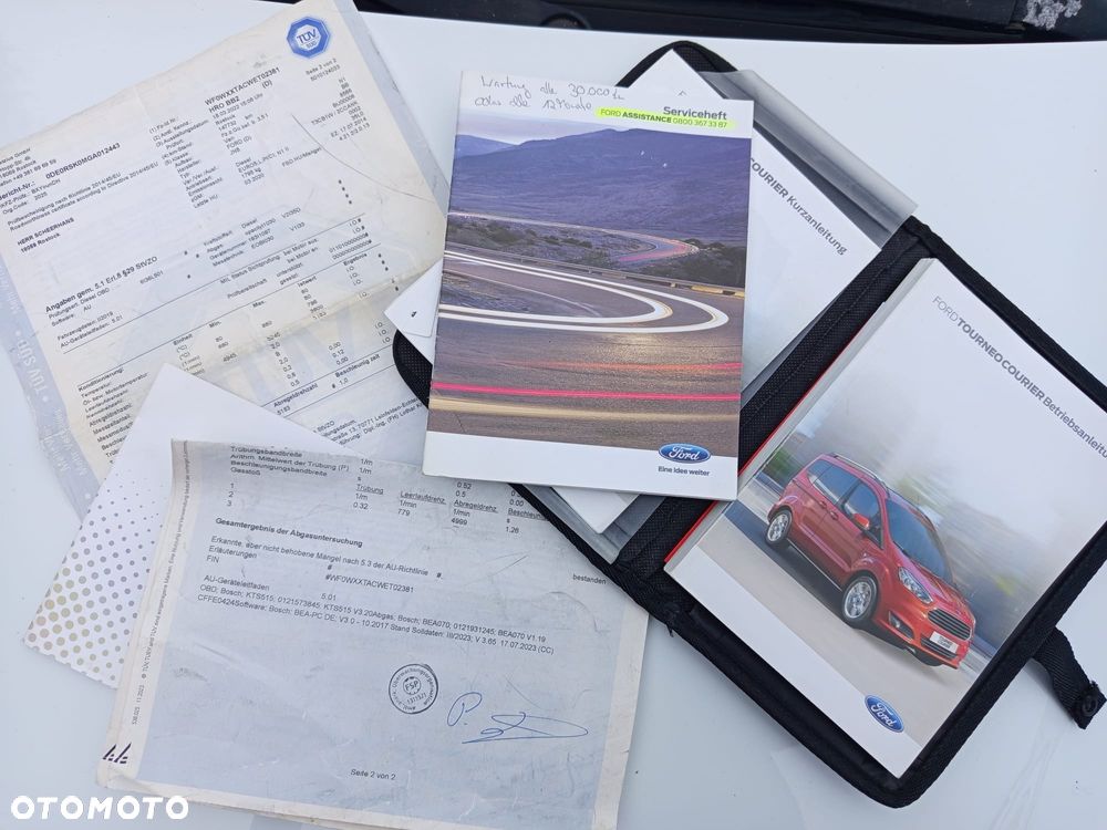 Ford TRANZIT COURIER - 13