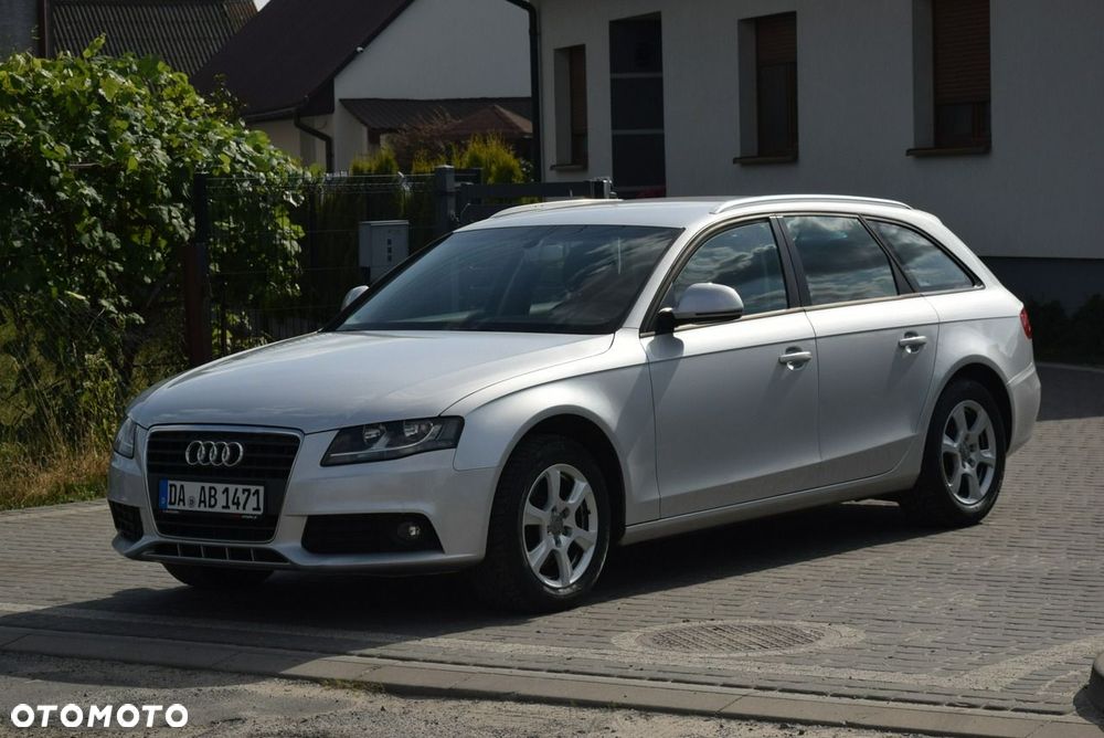 Audi A4 Avant 2.0 TDI DPF Attraction - 3