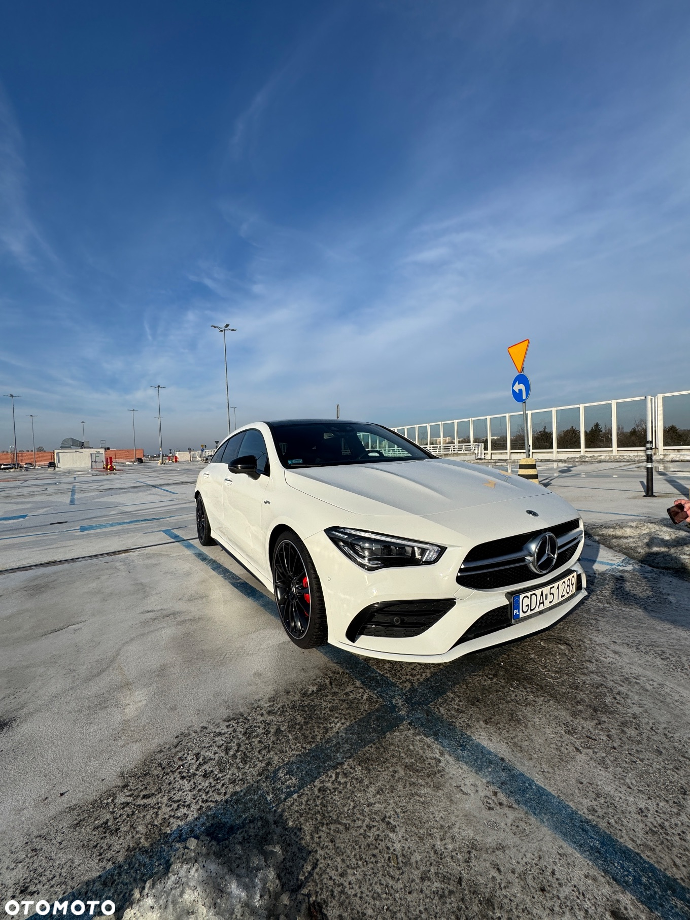 Mercedes-Benz CLA AMG 35 4-Matic 7G-DCT - 12