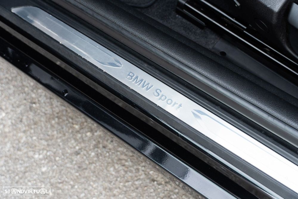 BMW 116 d EDynamics Line Sport - 32