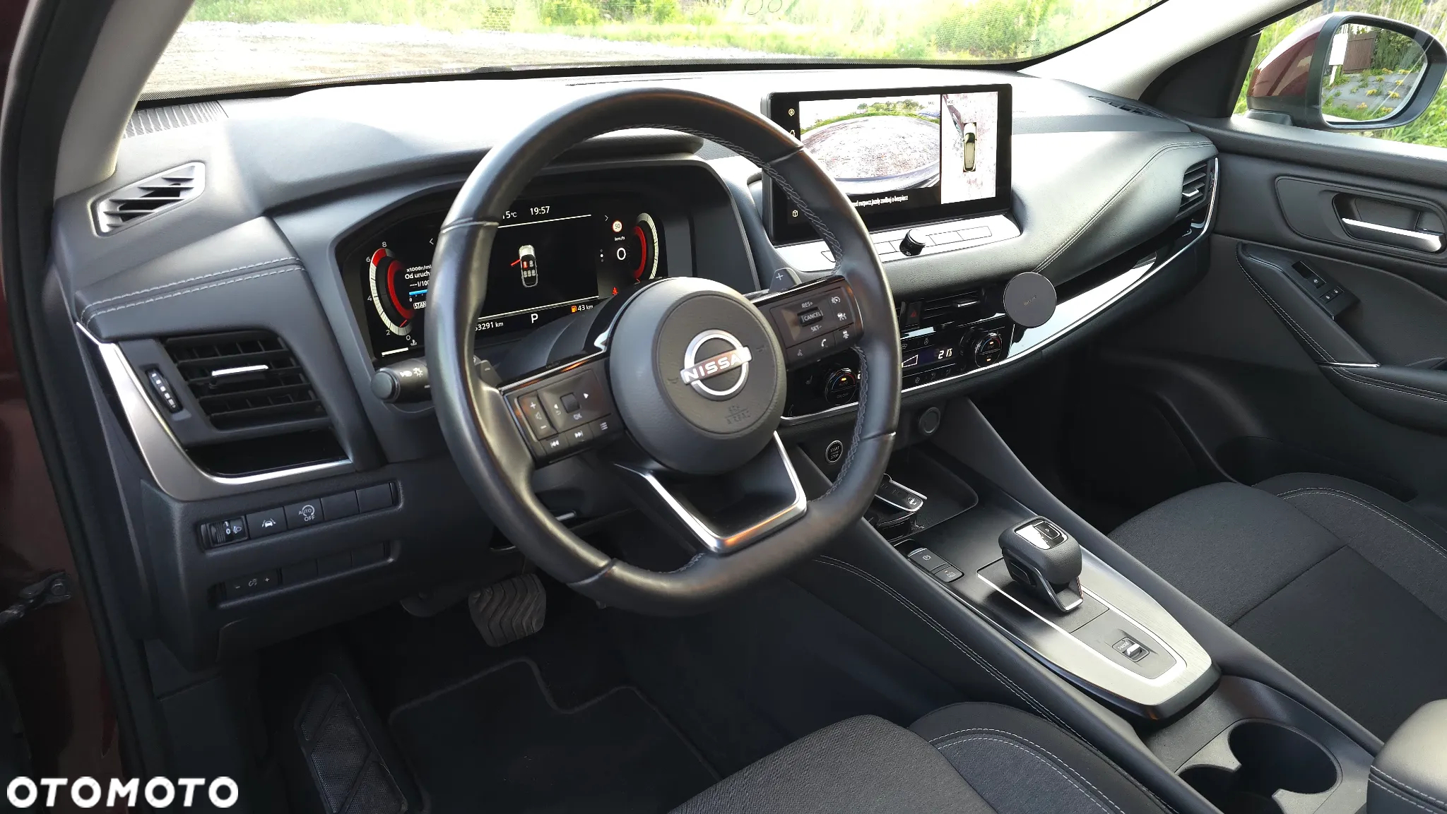 Nissan Qashqai 1.3 DIG-T mHEV N-Connecta Xtronic - 9