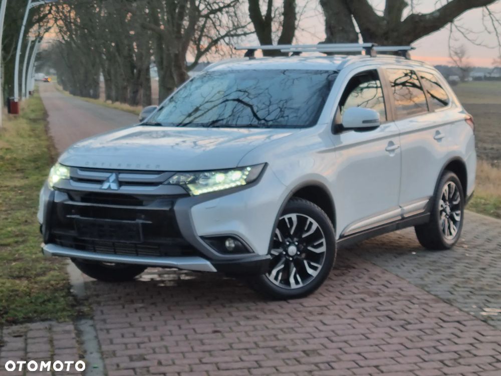 Mitsubishi Outlander 2.2 DI-D Intense + SDA 4WD - 1