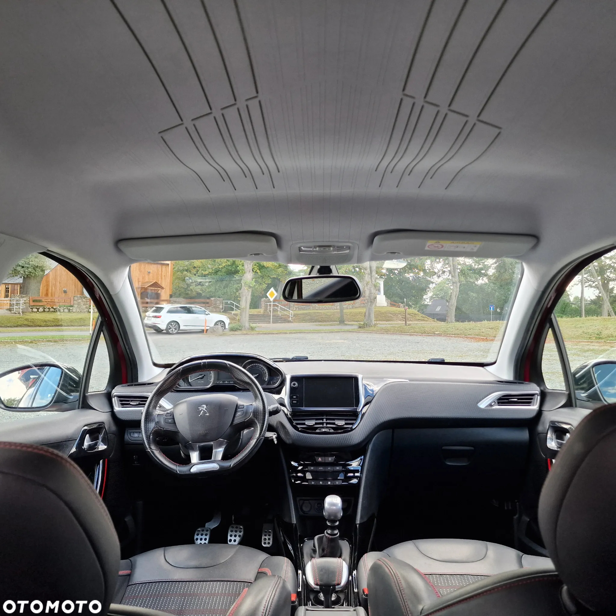 Peugeot 2008 1.2 Pure Tech GPF Style S&S - 20