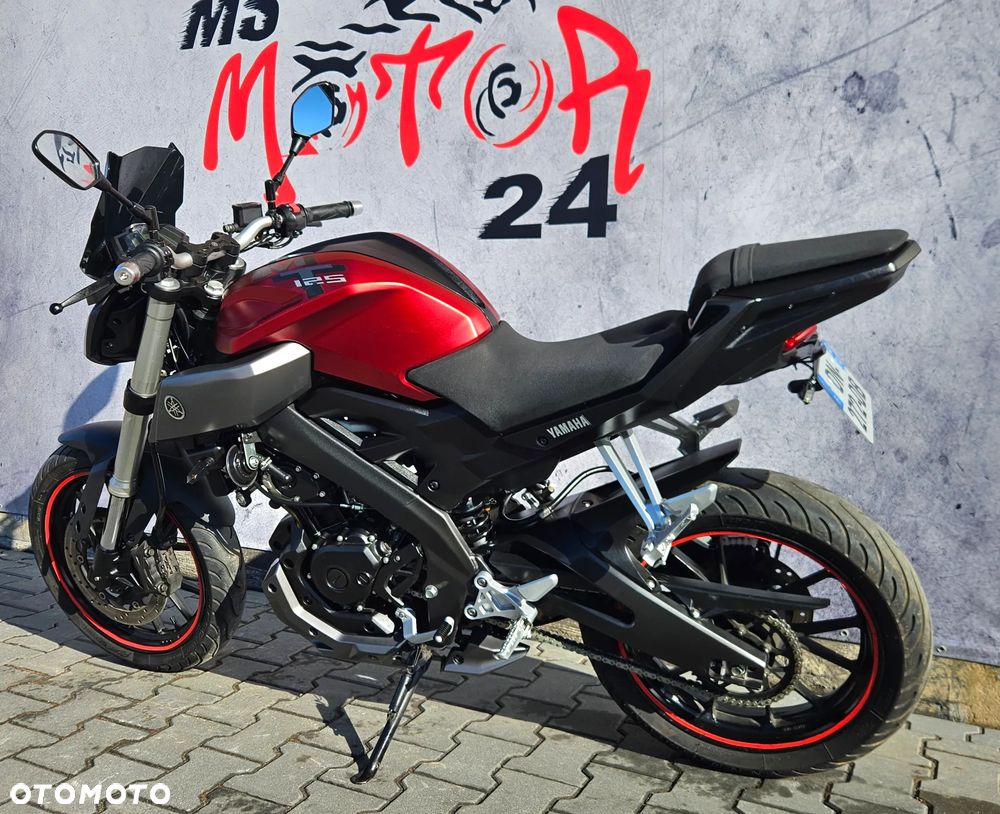 Yamaha MT - 8