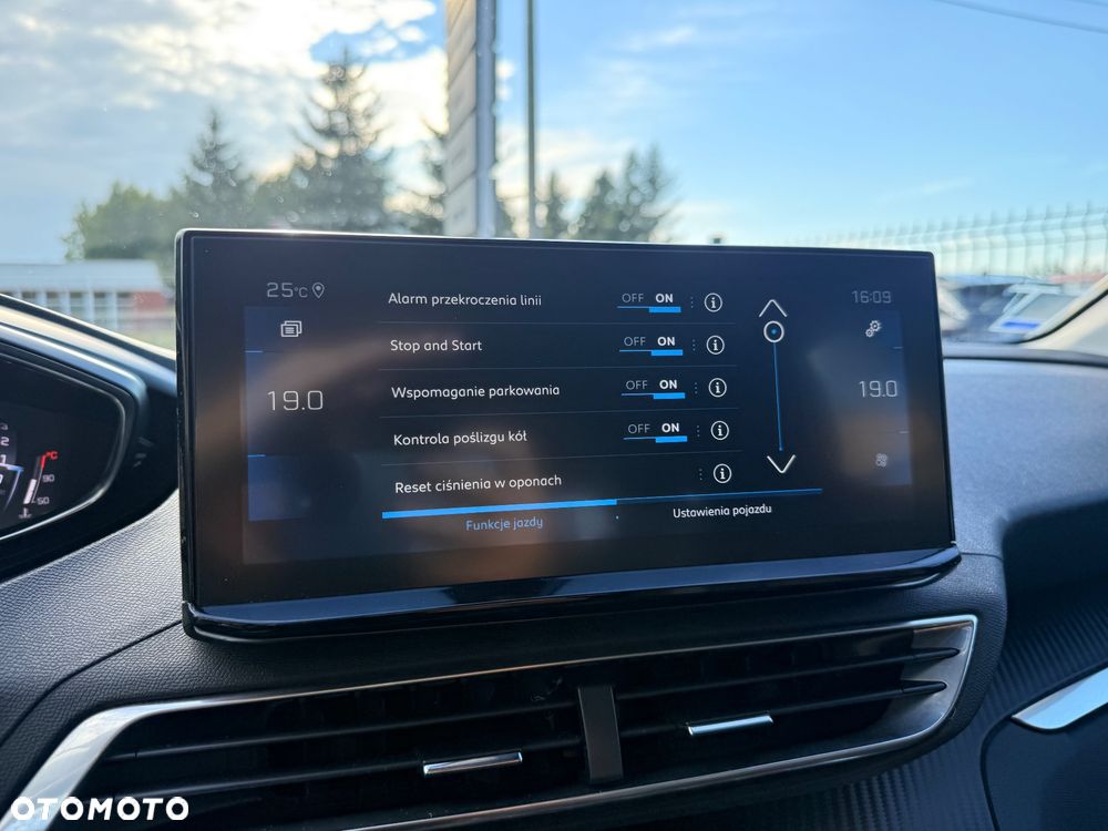 Peugeot 5008 BlueHDi 130 EAT8 Active - 20
