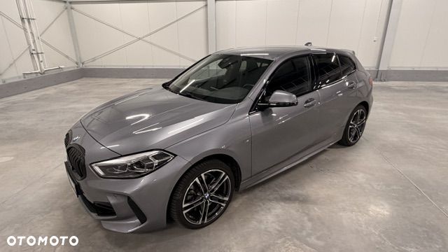 BMW Seria 1 120i M Sport - 5