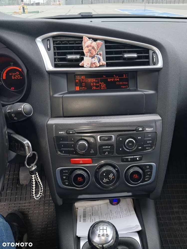 Citroën C4 HDi 110 Attraction - 13