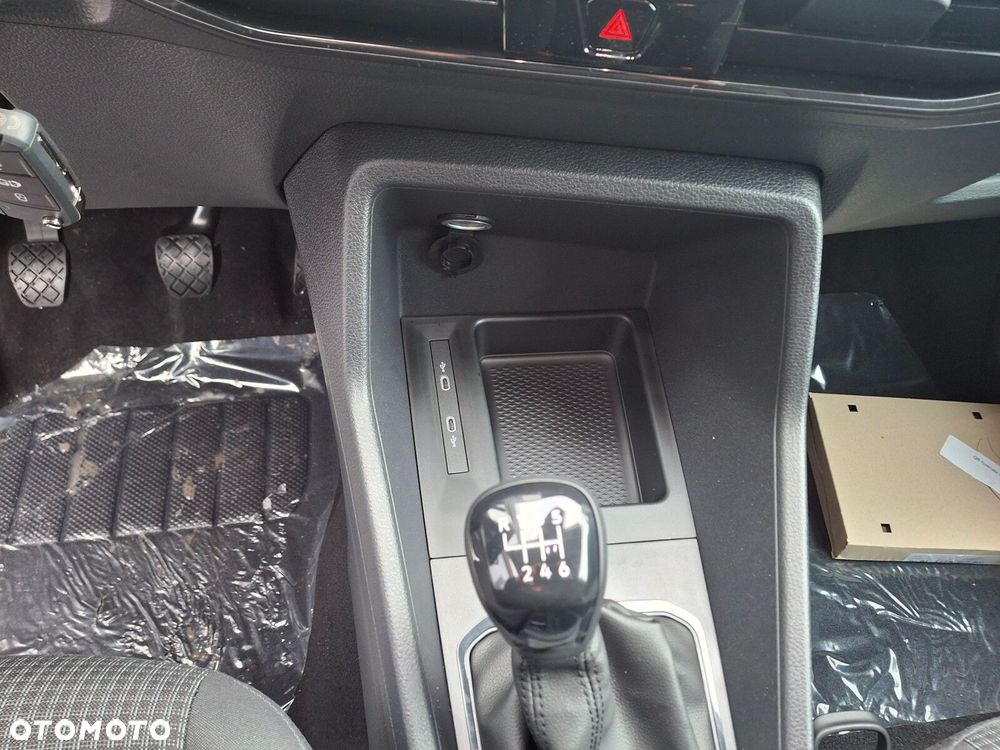 Volkswagen Caddy Maxi Cargo - 20