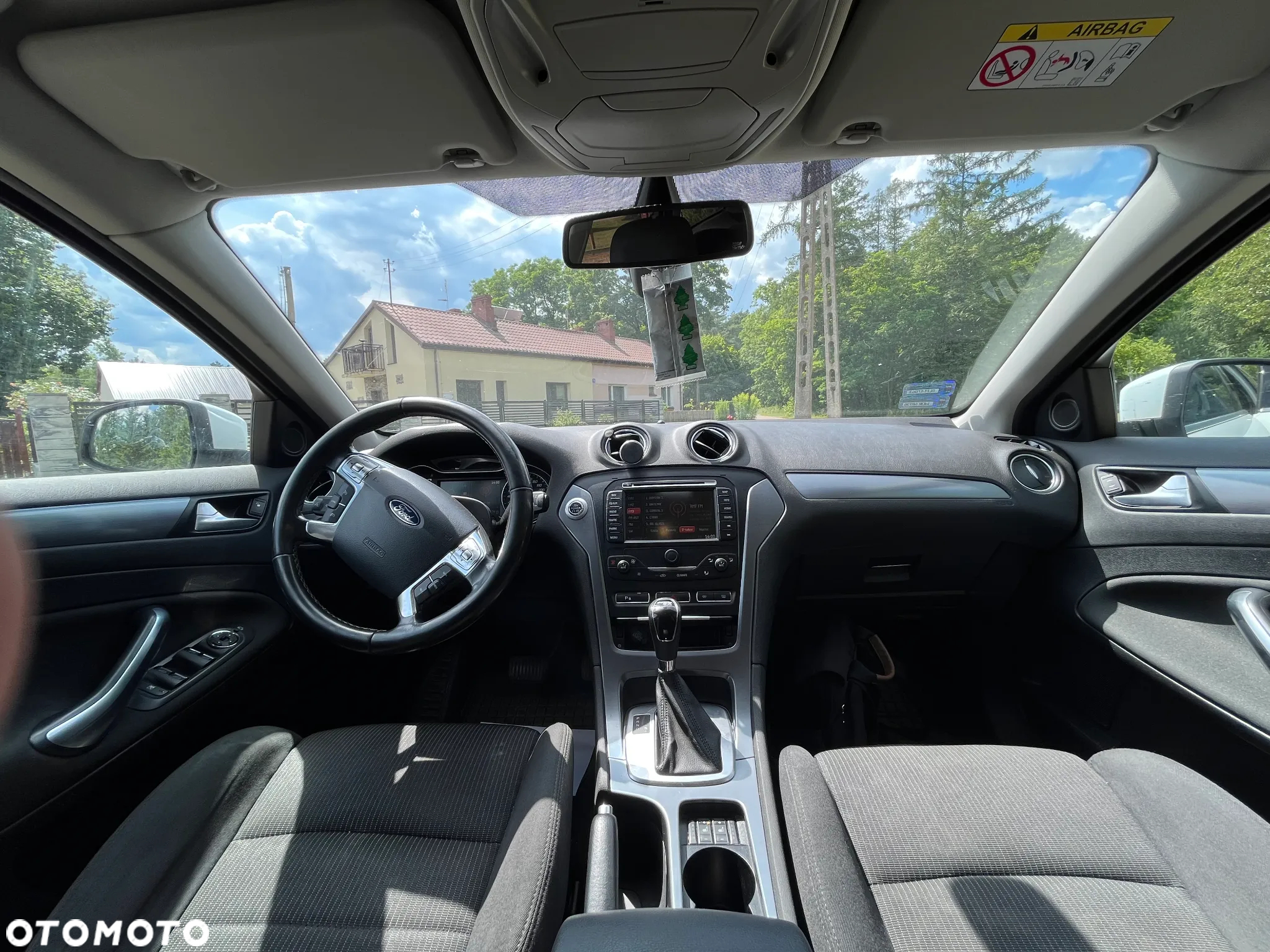 Ford Mondeo - 8