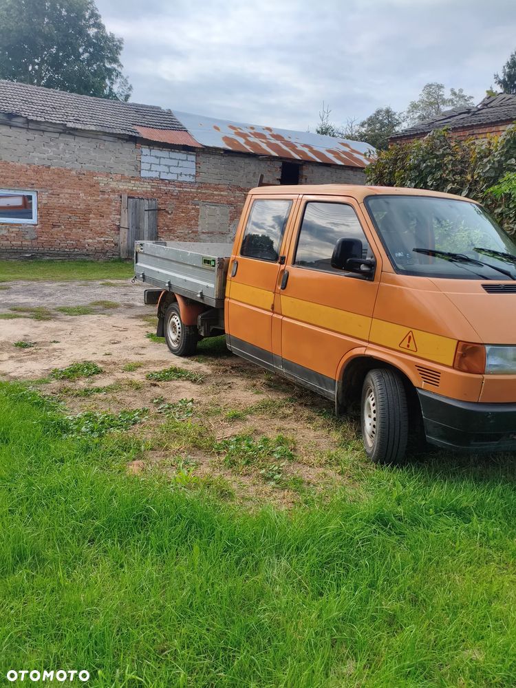 Volkswagen Transporter - 2