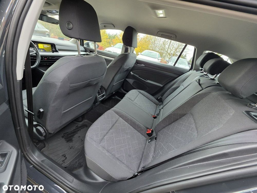 Volkswagen Golf - 11