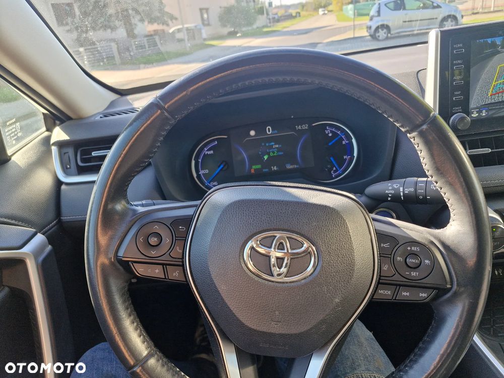 Toyota RAV4 - 16