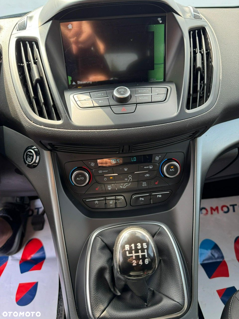 Ford Kuga - 20
