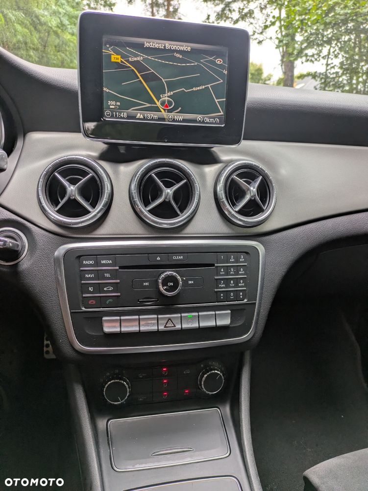 Mercedes-Benz CLA 200 (CDI) d 7G-DCT AMG Line - 17