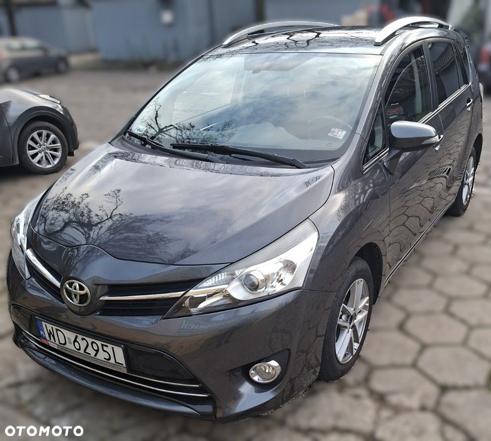 Toyota Verso 1.8 Premium 7os - 2