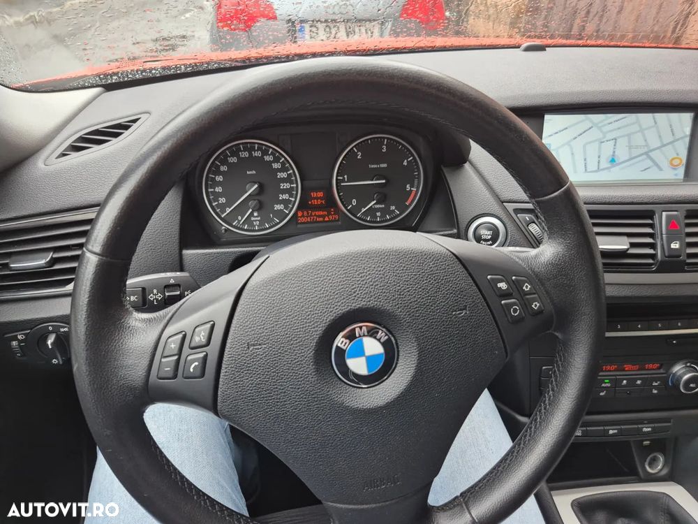 BMW X1 sDrive18d - 9