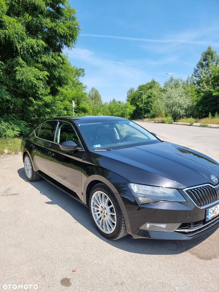Skoda Superb 2.0 TDI Ambition DSG - 2