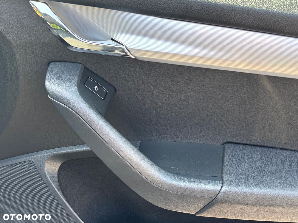 Skoda Octavia 2.0 TDI 4x4 DSG L&K - 35