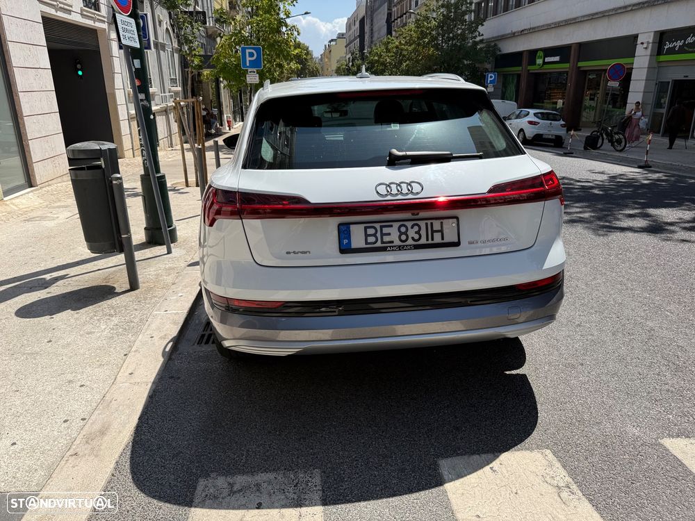 Audi 50 - 4