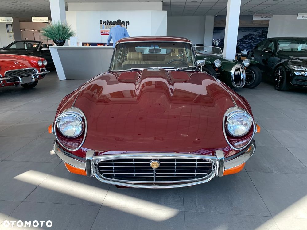 Jaguar E-Type - 4